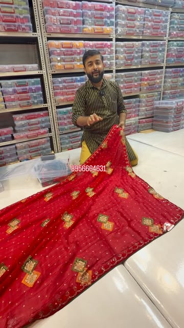 Dulhan Red Banarasi Showcase